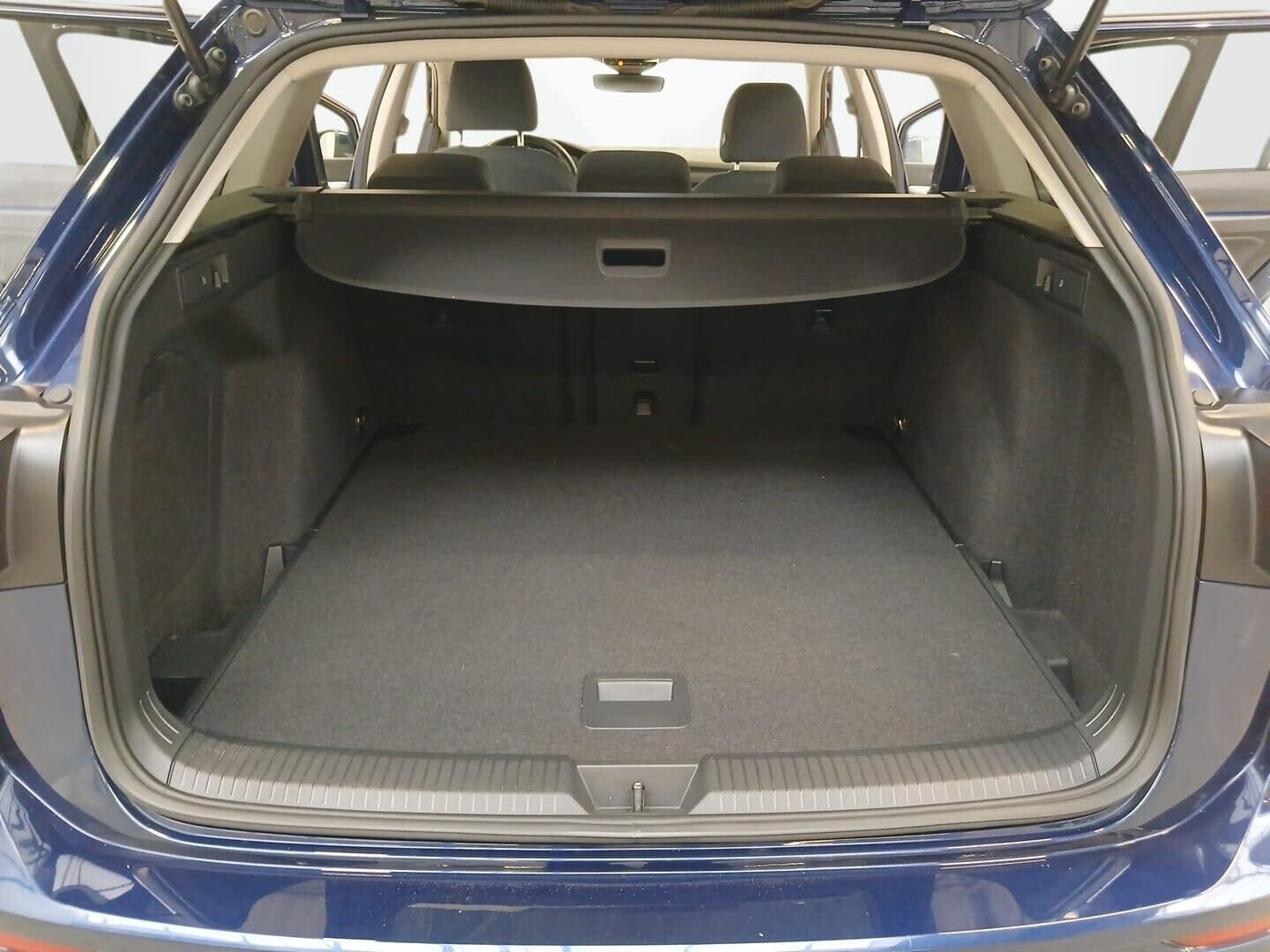 Volkswagen Golf - zdjęcie 28