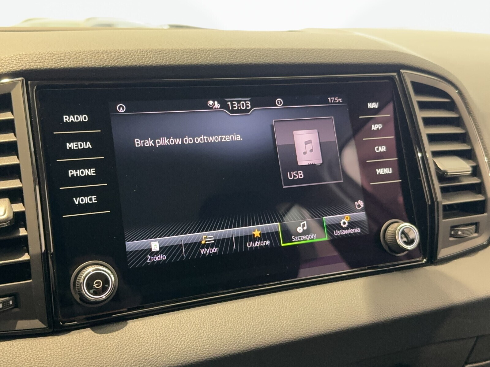 Škoda Karoq - zdjęcie 26