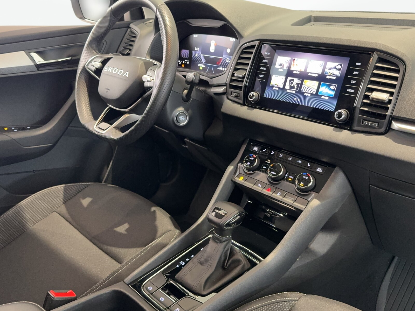 Škoda Karoq - zdjęcie 18