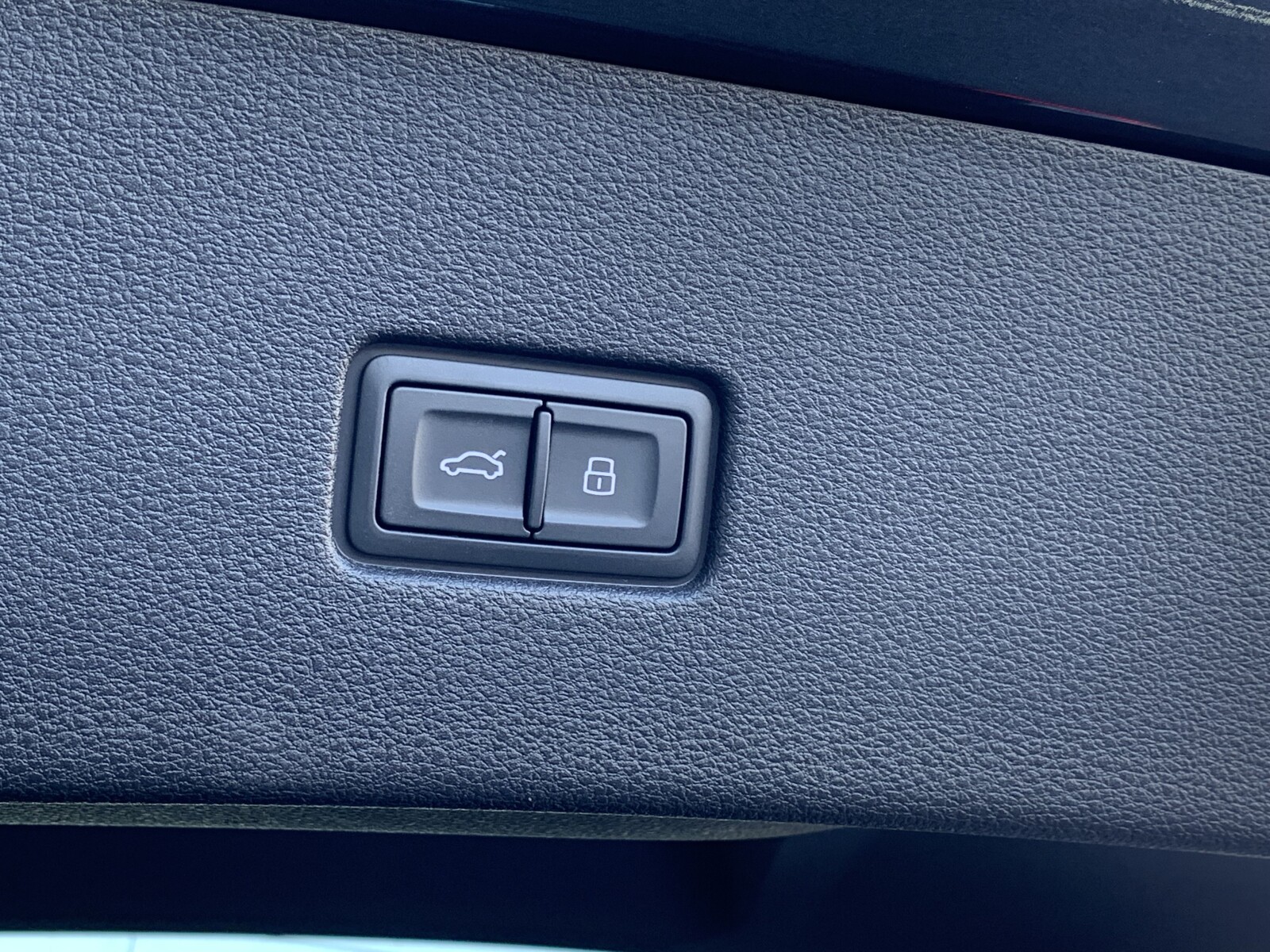 Audi Q8 - zdjęcie 13