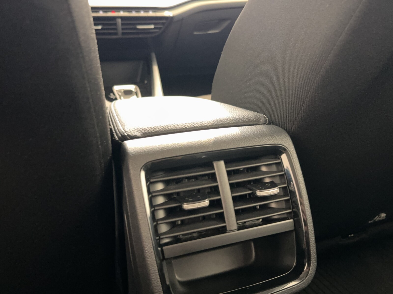 Škoda Octavia - zdjęcie 16