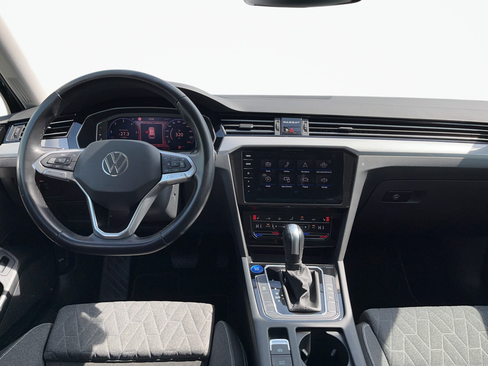 Volkswagen Passat Variant - zdjęcie 16
