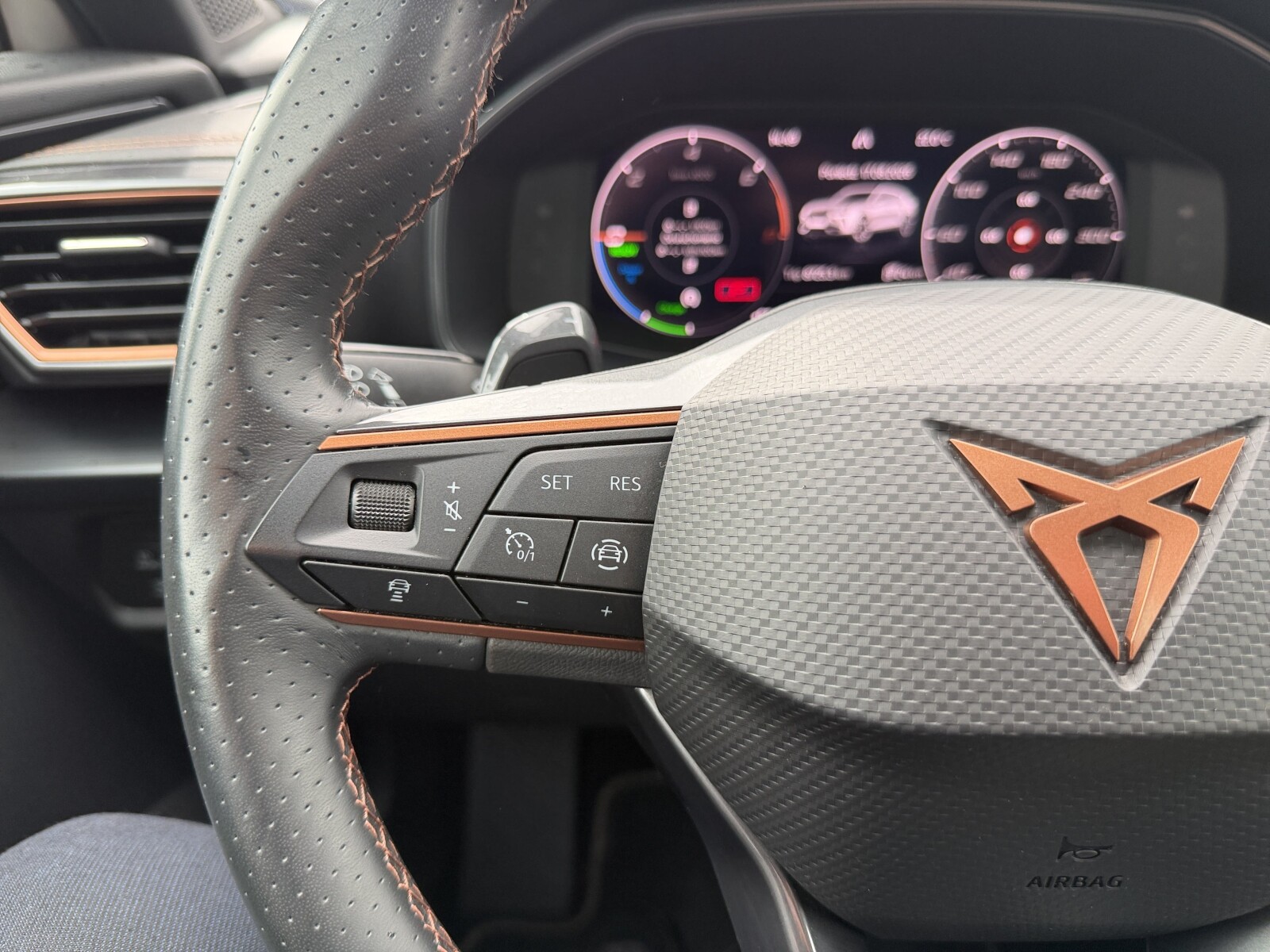 Cupra Formentor - zdjęcie 14