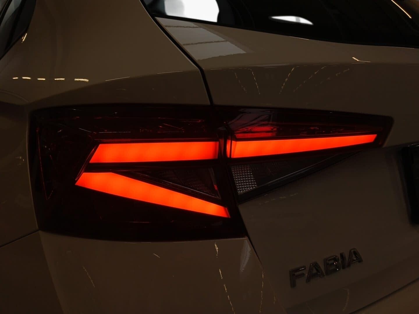 Škoda Fabia - zdjęcie 9