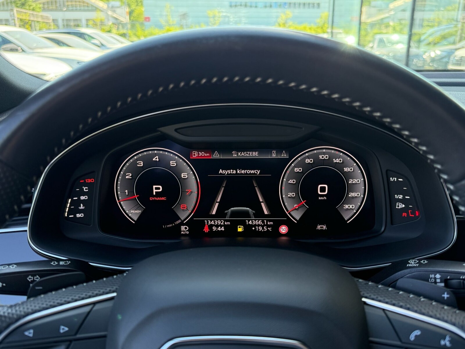 Audi Q8 - zdjęcie 31