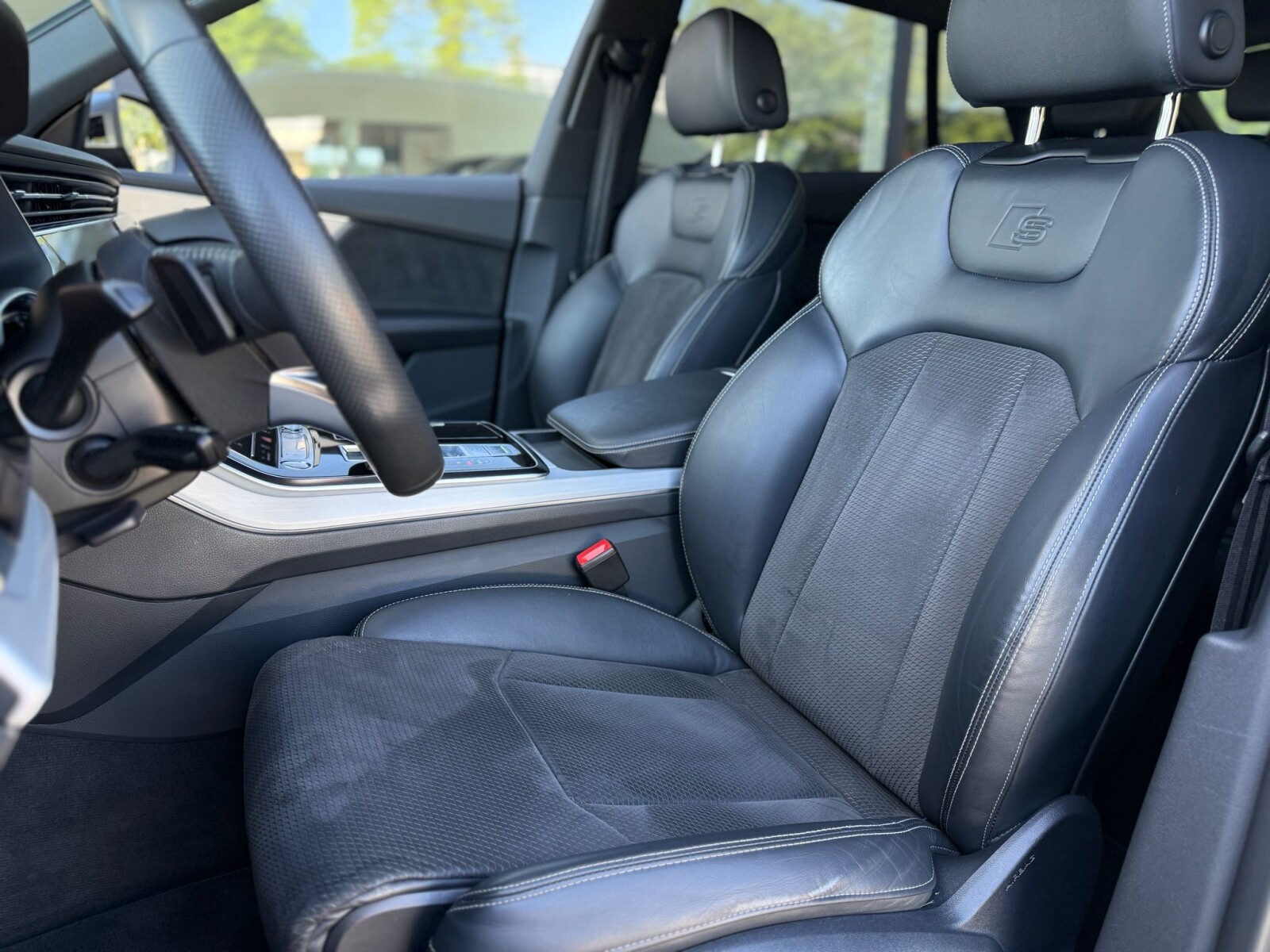 Audi Q8 - zdjęcie 16