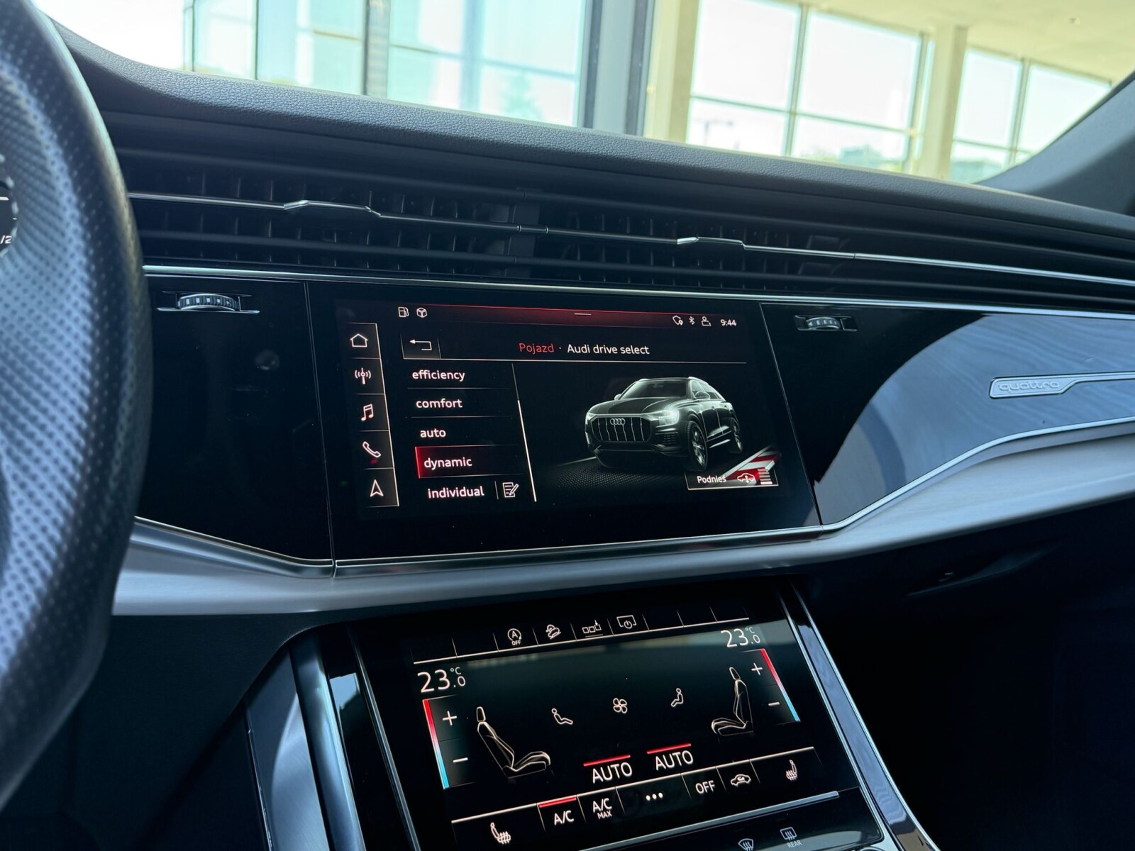 Audi Q8 - zdjęcie 38