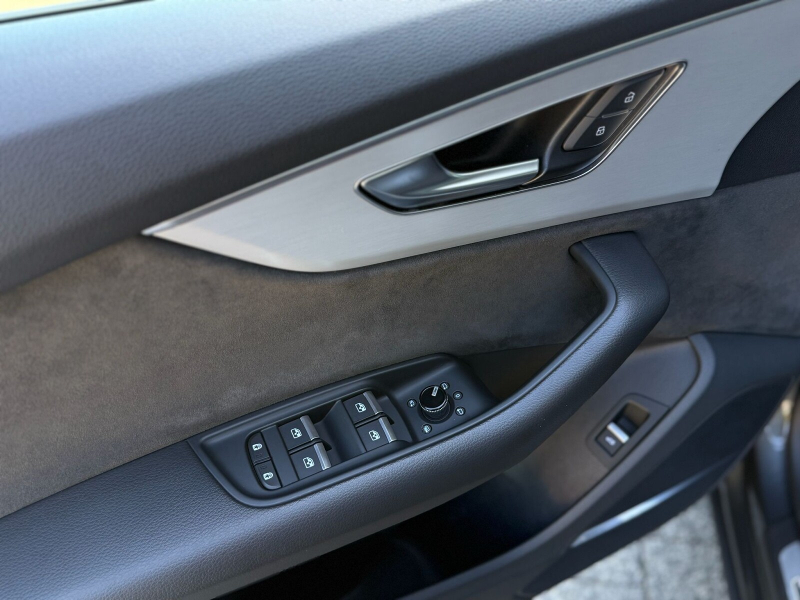 Audi Q8 - zdjęcie 18