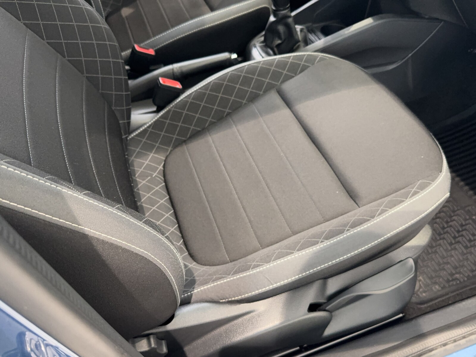 Škoda Fabia - zdjęcie 17