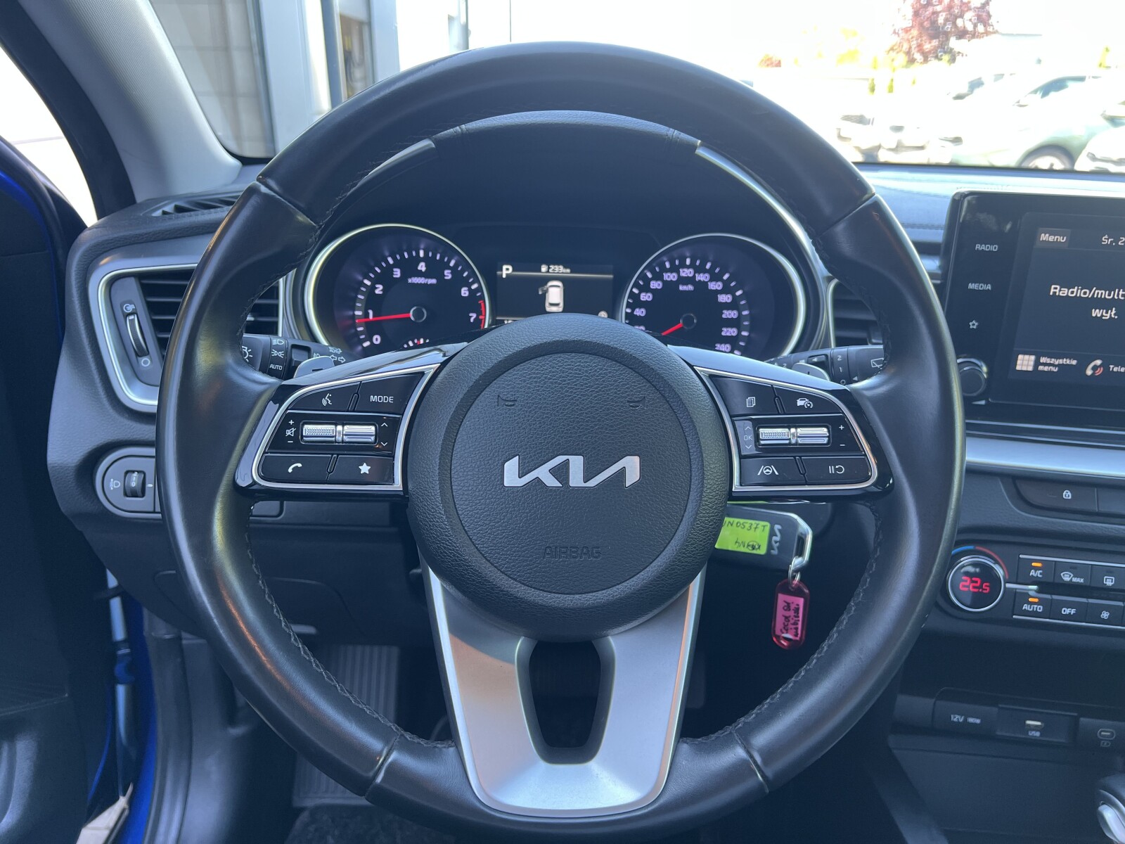 Kia Ceed - zdjęcie 16