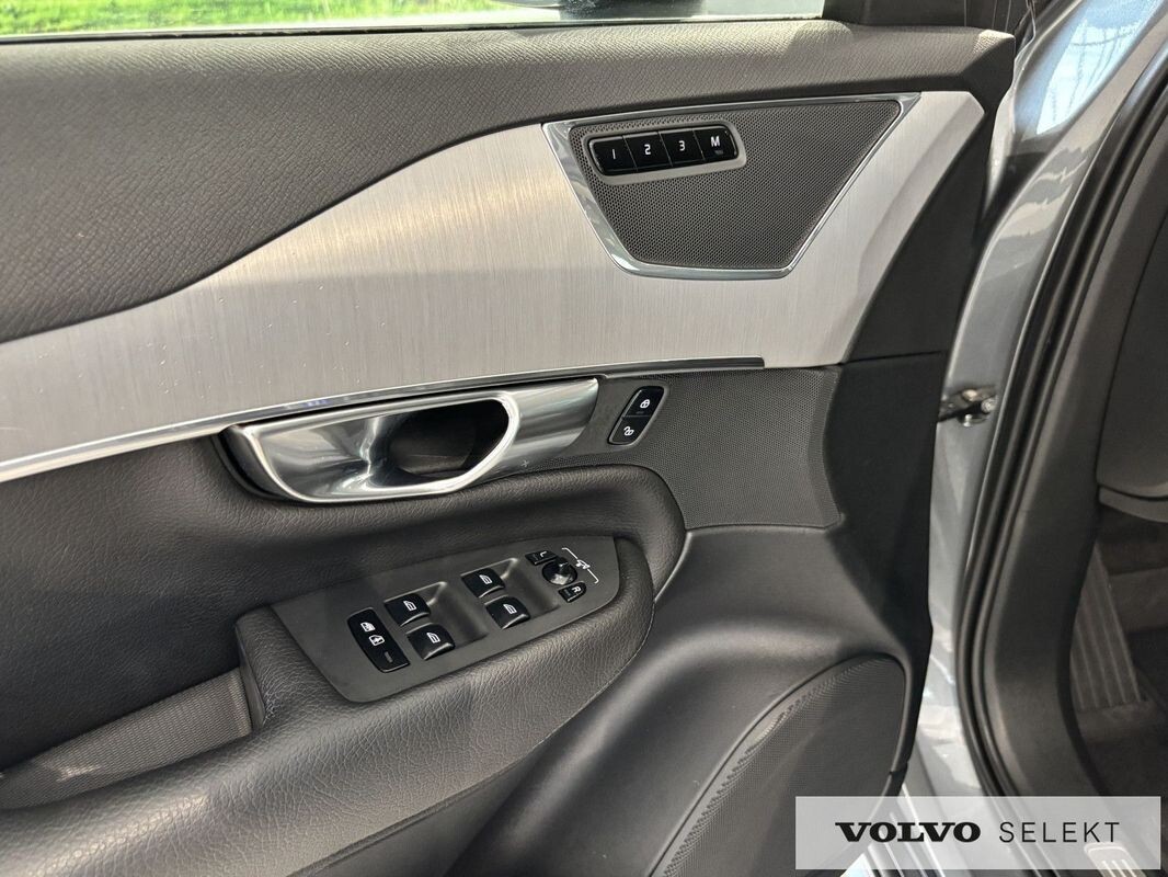 Volvo XC 90 - zdjęcie 23