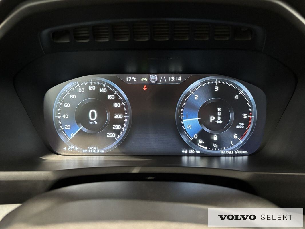 Volvo XC 90 - zdjęcie 11