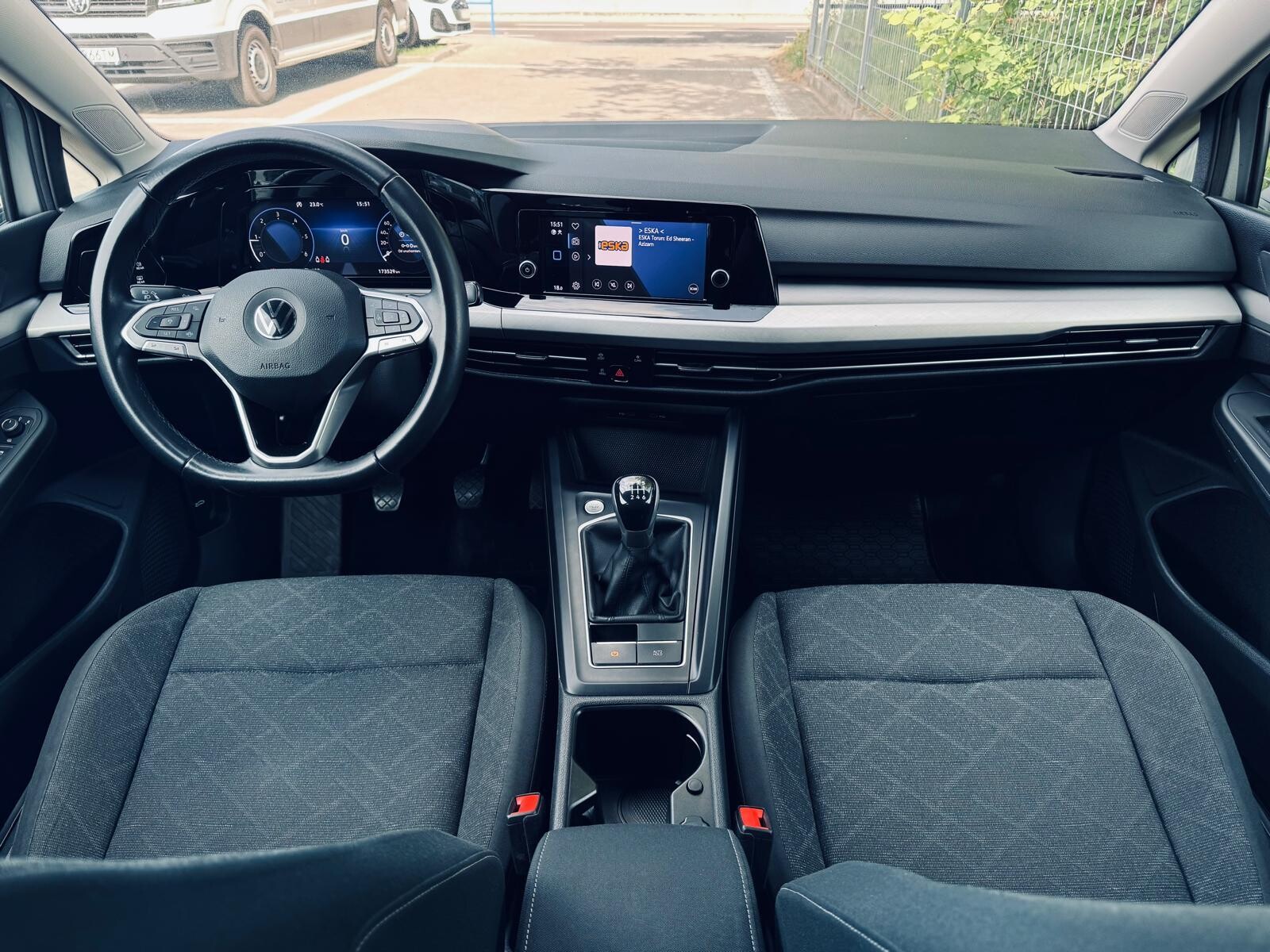 Volkswagen Golf - zdjęcie 14