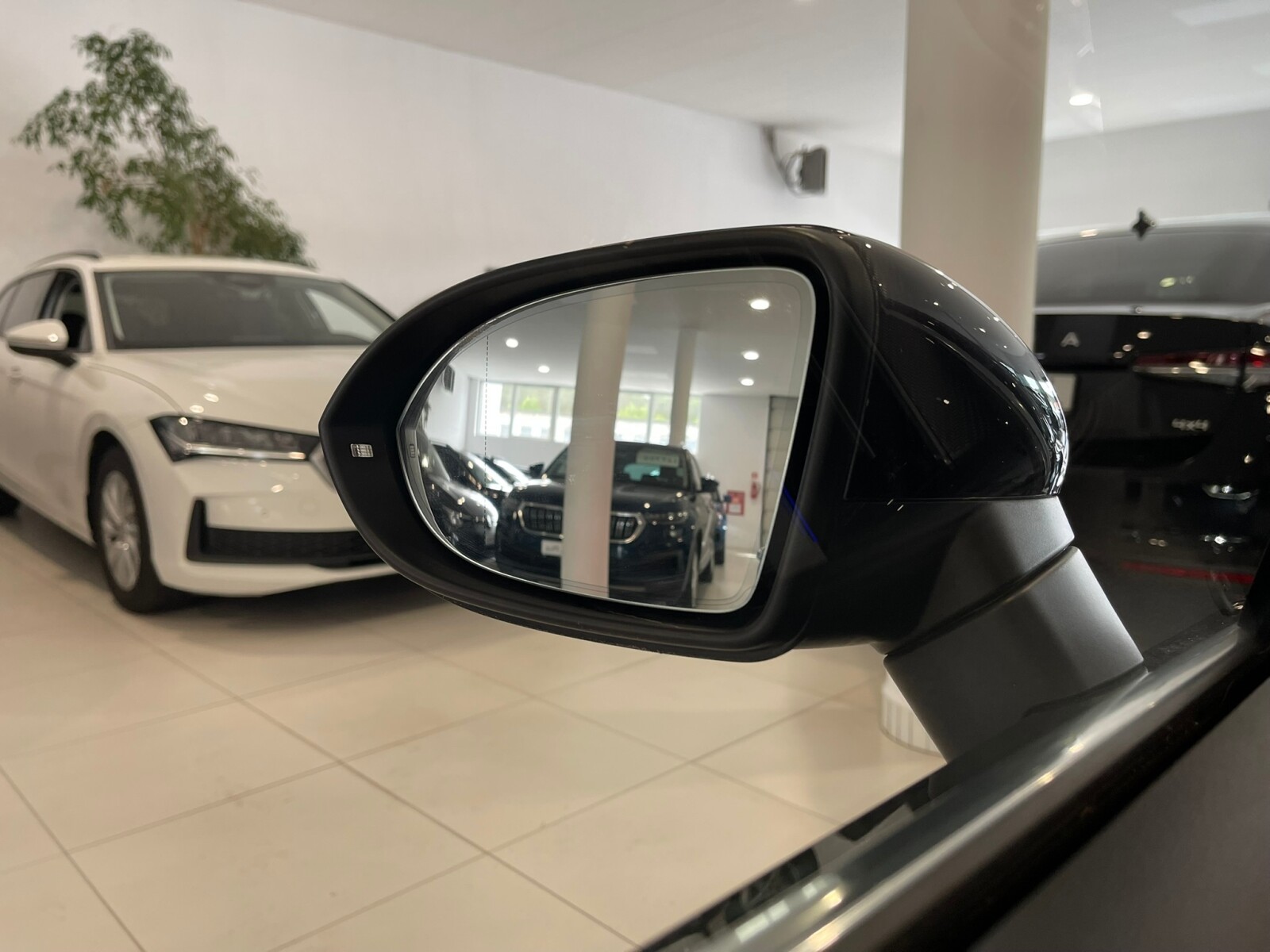 Volkswagen Arteon Shooting Brake - zdjęcie 25