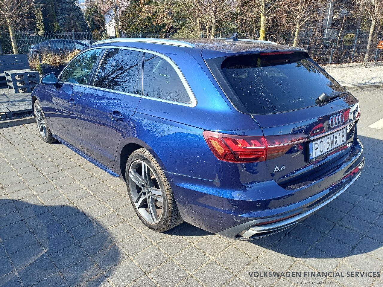 Audi A4 Avant - zdjęcie 4