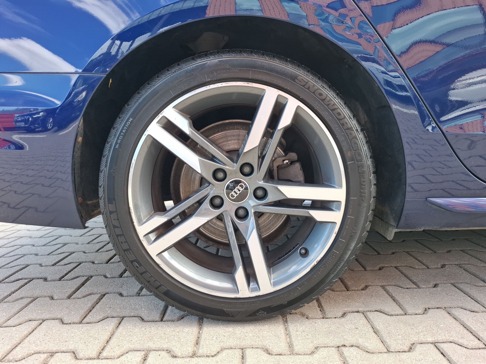 Audi A4 Avant - zdjęcie 10