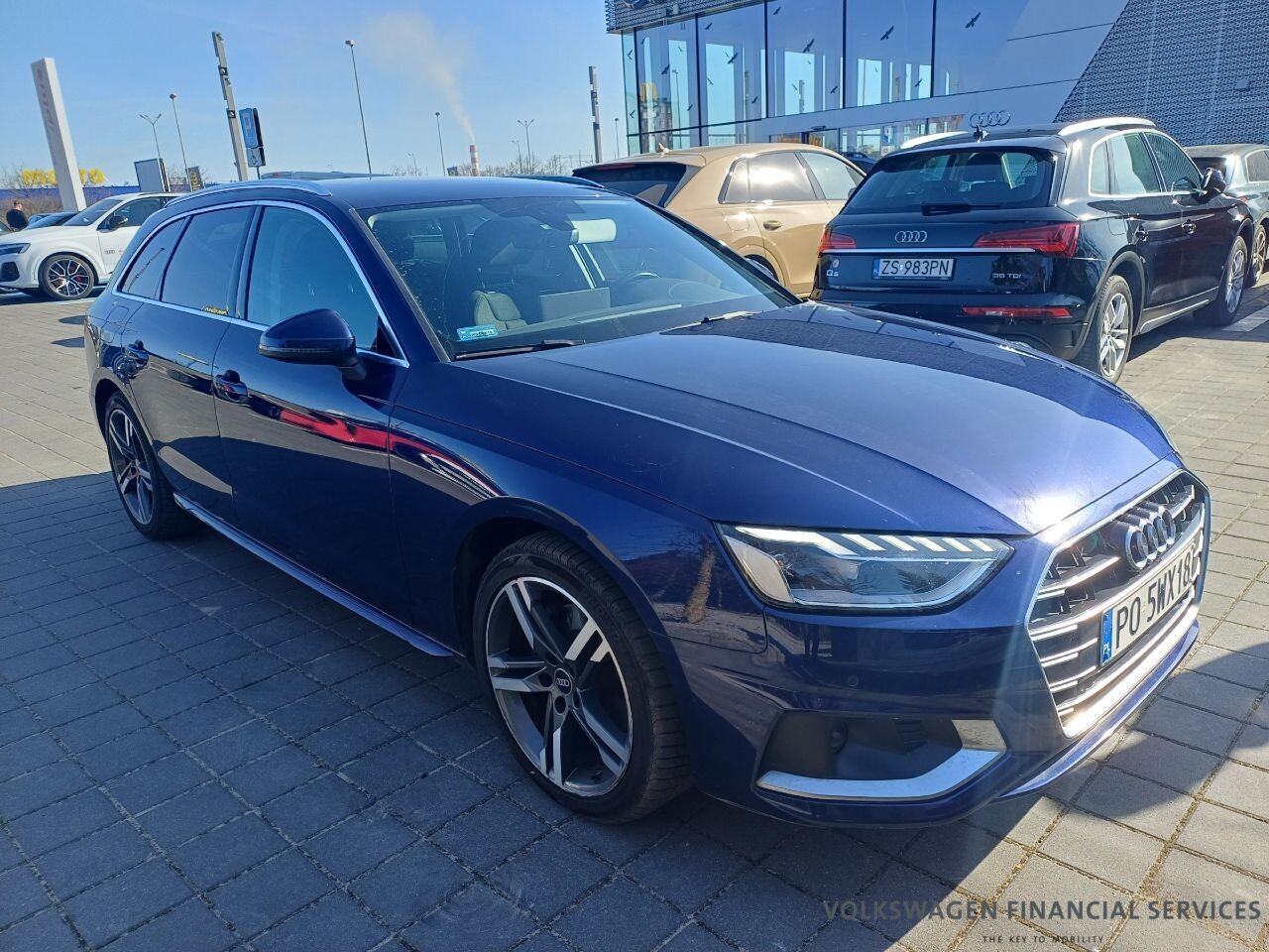 Audi A4 Avant - zdjęcie 2