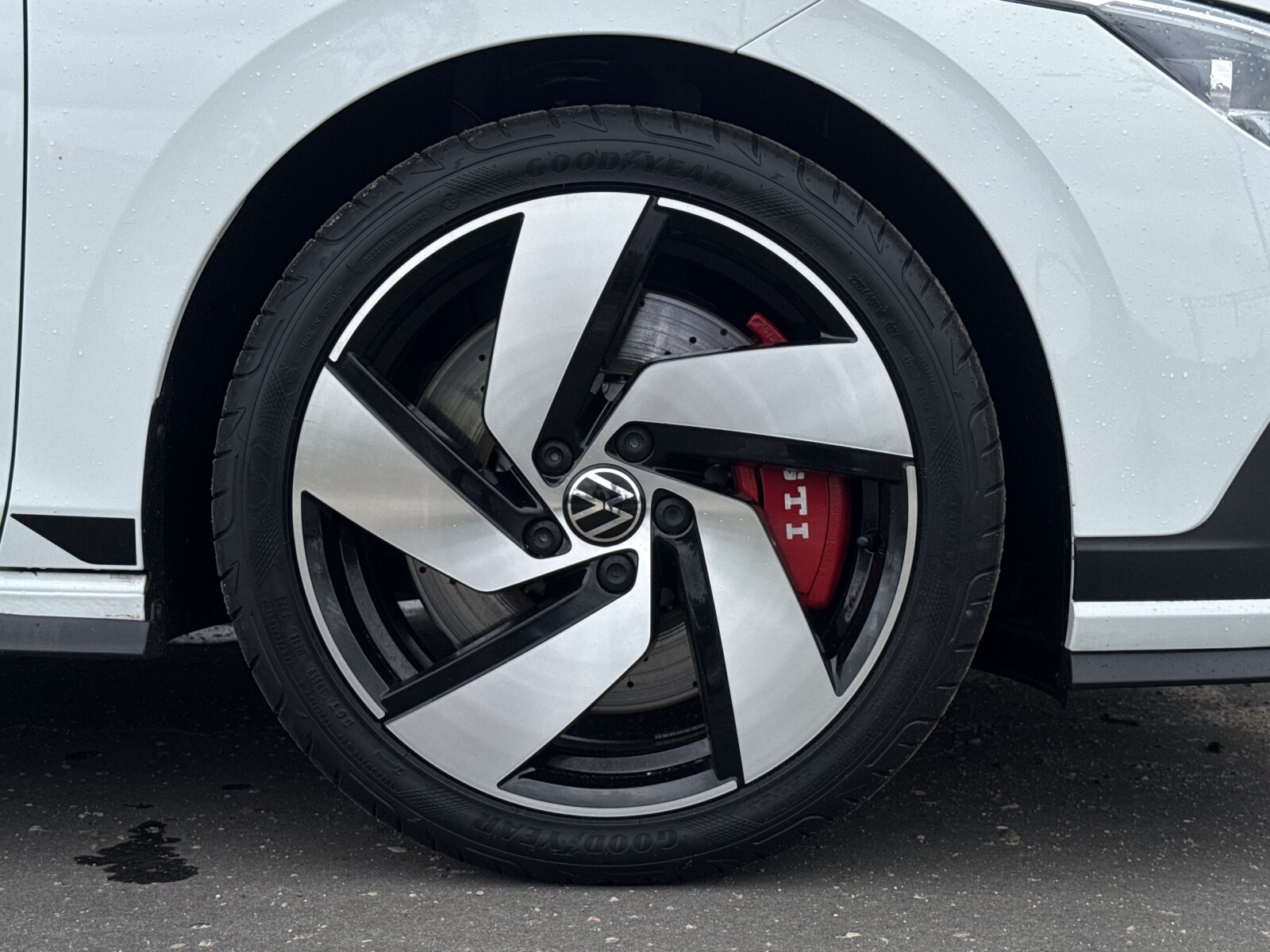 Volkswagen Golf - zdjęcie 35