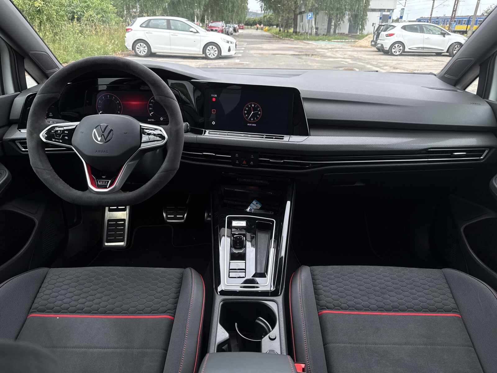 Volkswagen Golf - zdjęcie 9