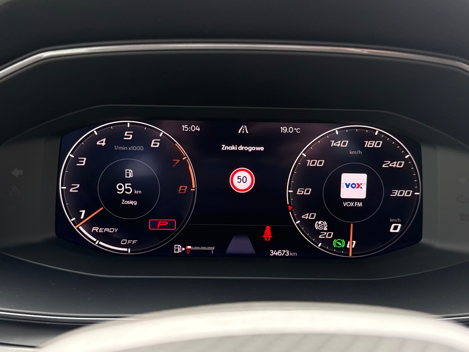 Cupra Leon - zdjęcie 15