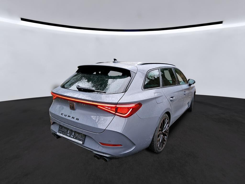 Cupra Leon - zdjęcie 2
