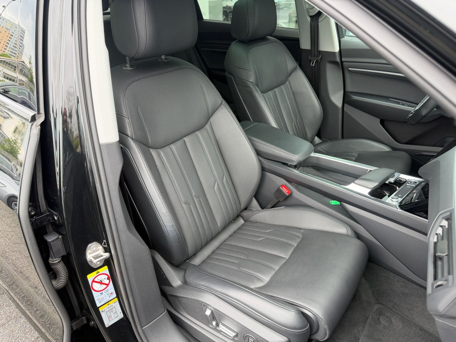 Audi e-tron Sportback - zdjęcie 26
