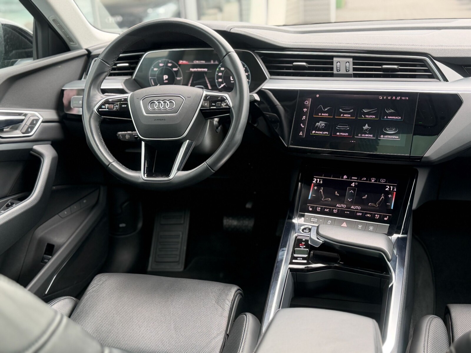 Audi e-tron Sportback - zdjęcie 21