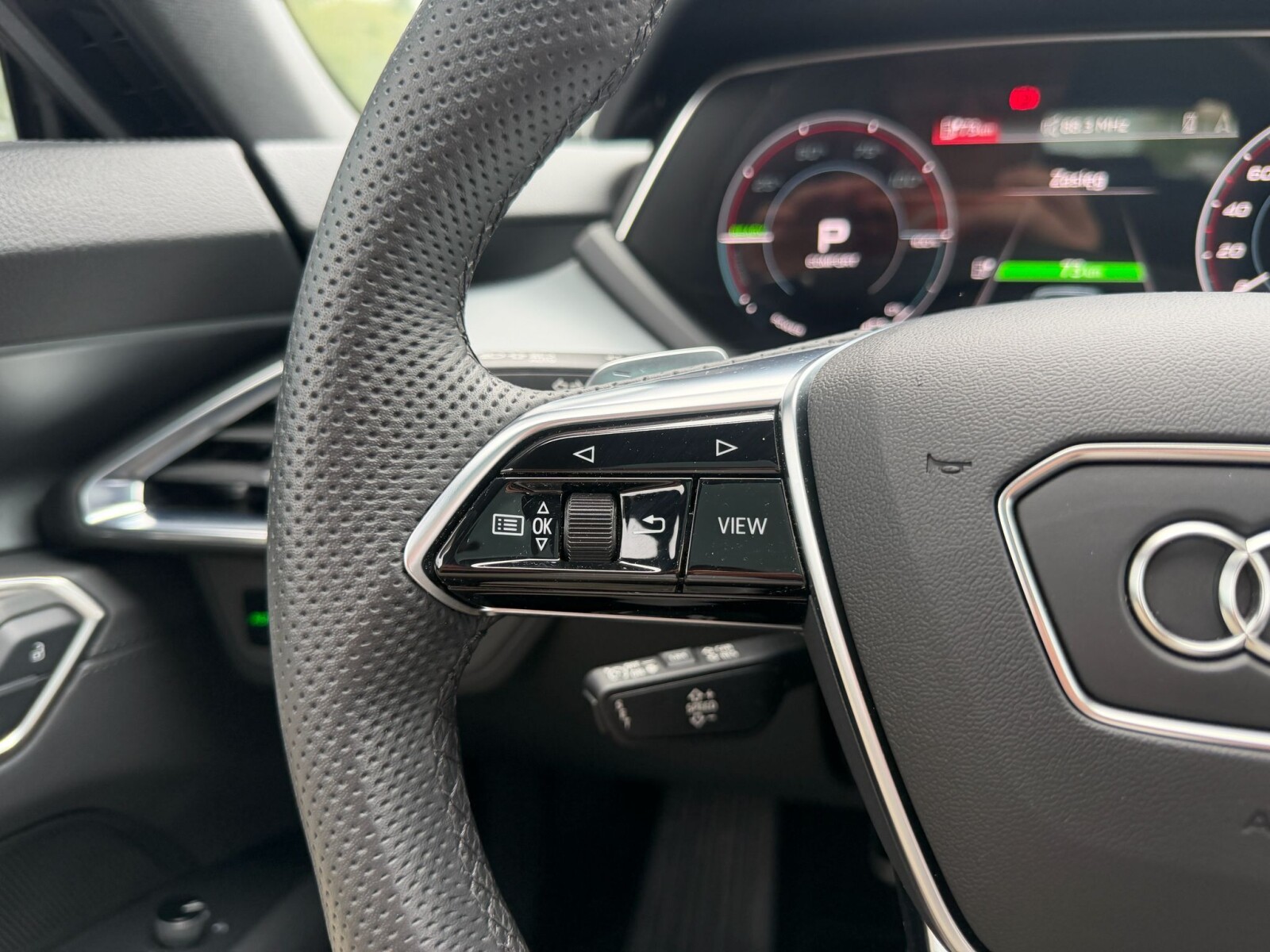 Audi e-tron GT quattro - zdjęcie 40