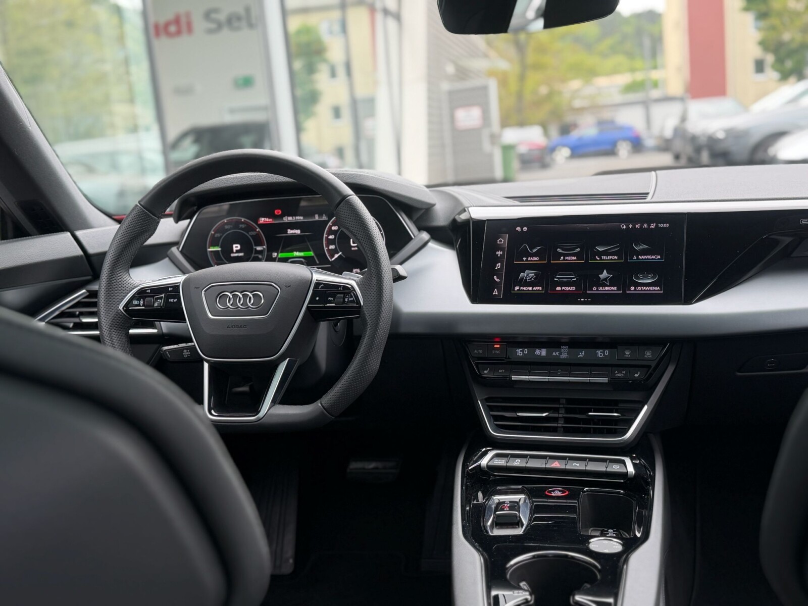 Audi e-tron GT quattro - zdjęcie 20