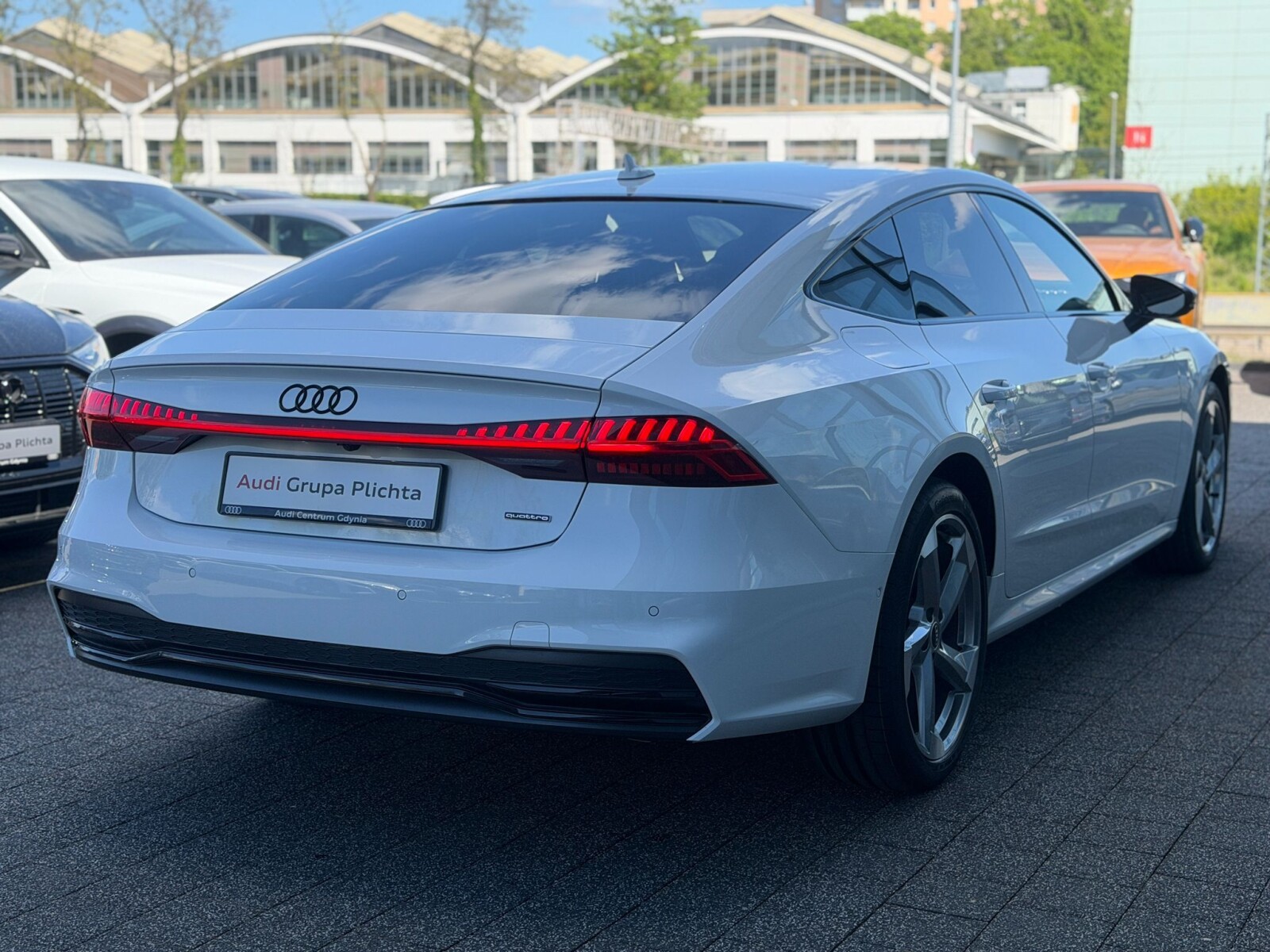 Audi A7 Sportback - zdjęcie 9