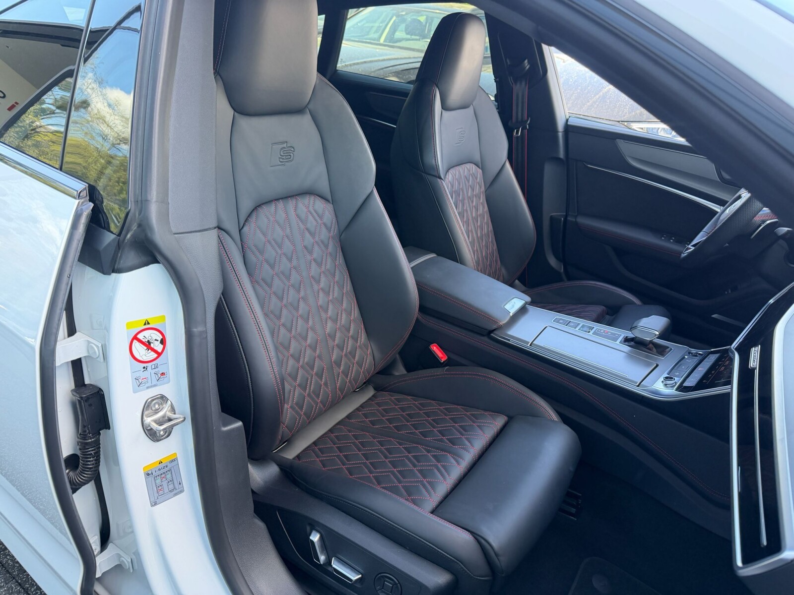 Audi A7 Sportback - zdjęcie 22
