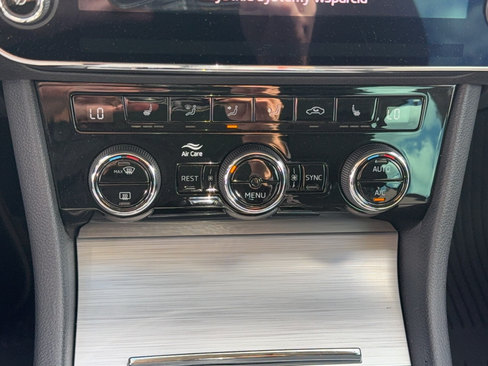 Škoda Superb - zdjęcie 22