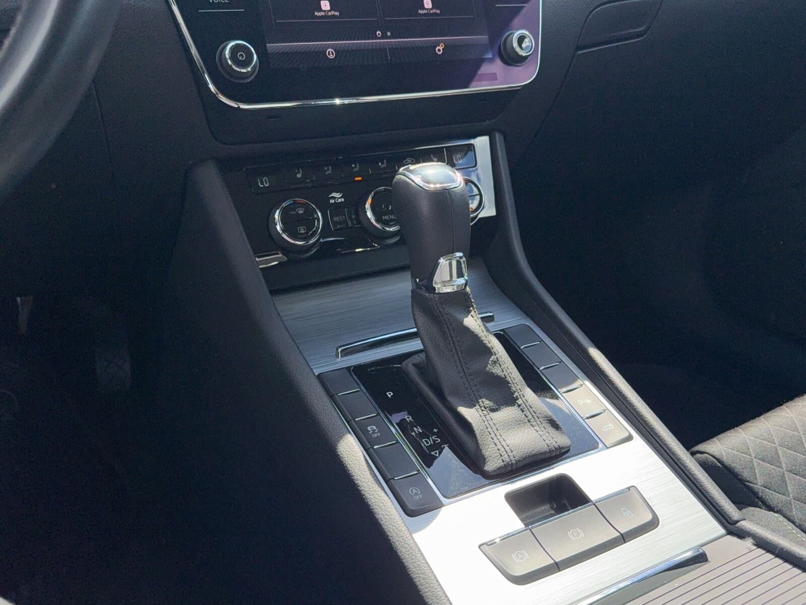 Škoda Superb - zdjęcie 14