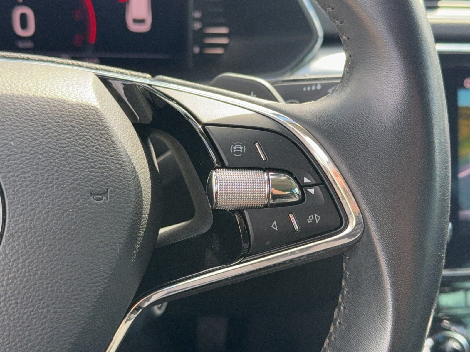 Škoda Superb - zdjęcie 24