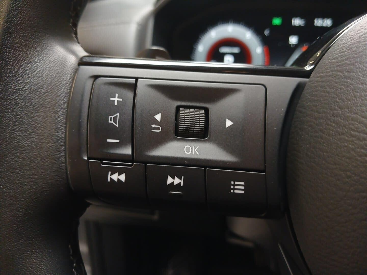 Nissan Qashqai - zdjęcie 21