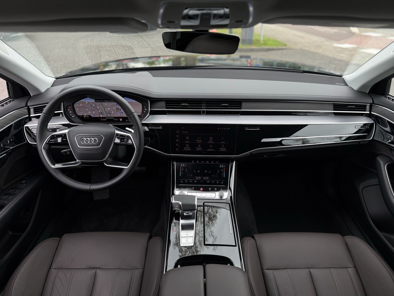 Audi A8 - zdjęcie 20