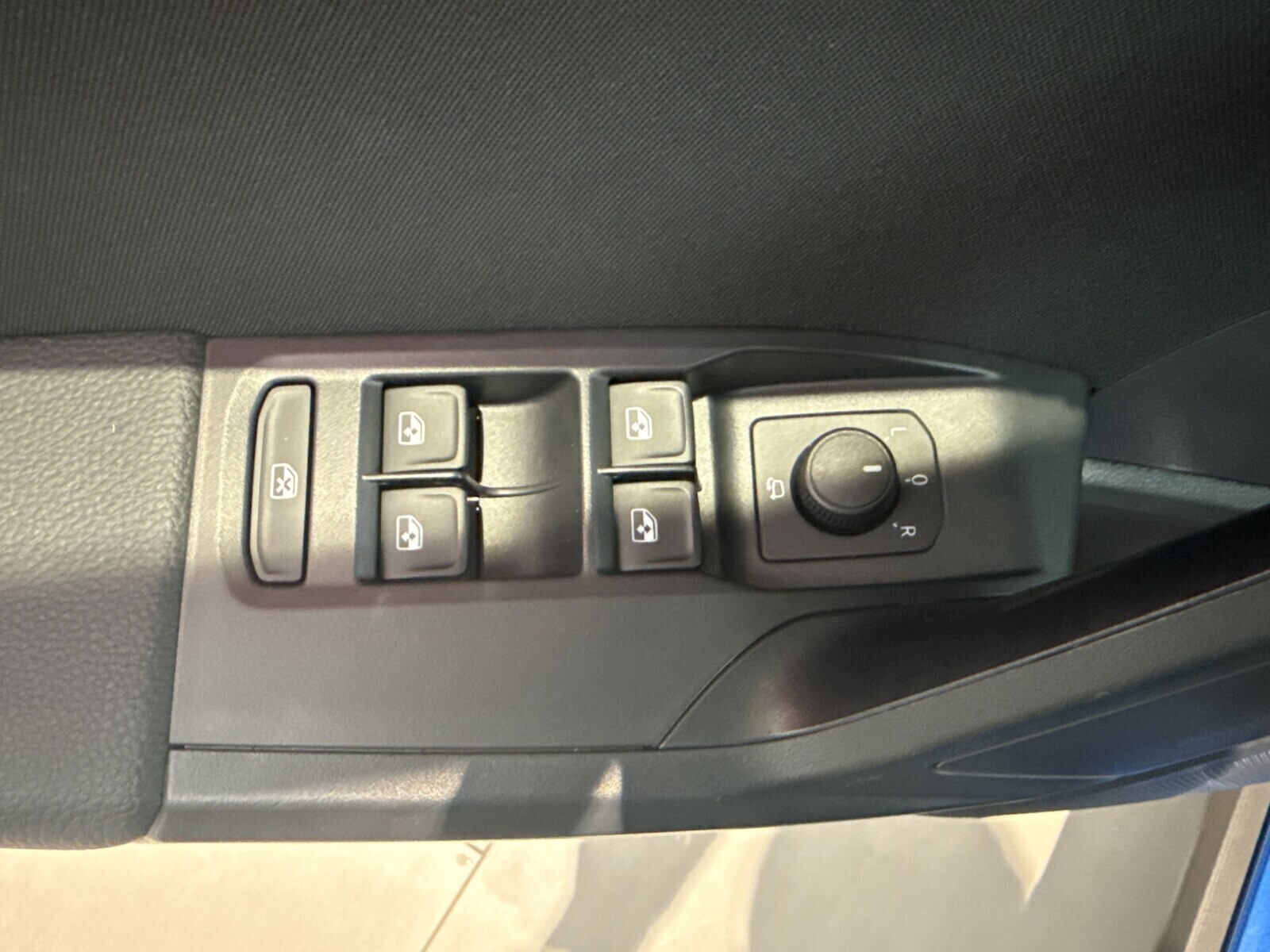 Seat Arona - zdjęcie 18