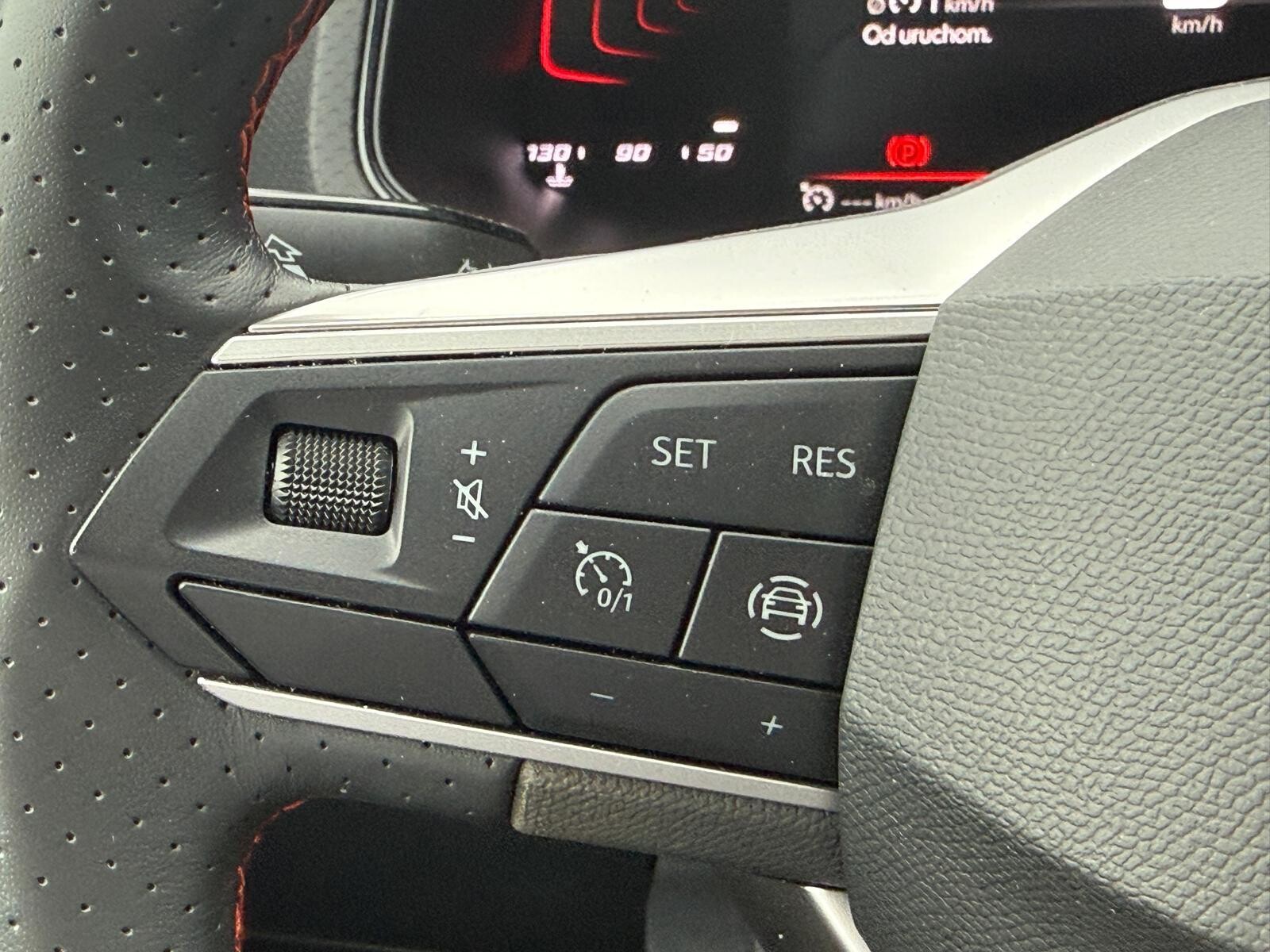 Seat Arona - zdjęcie 14