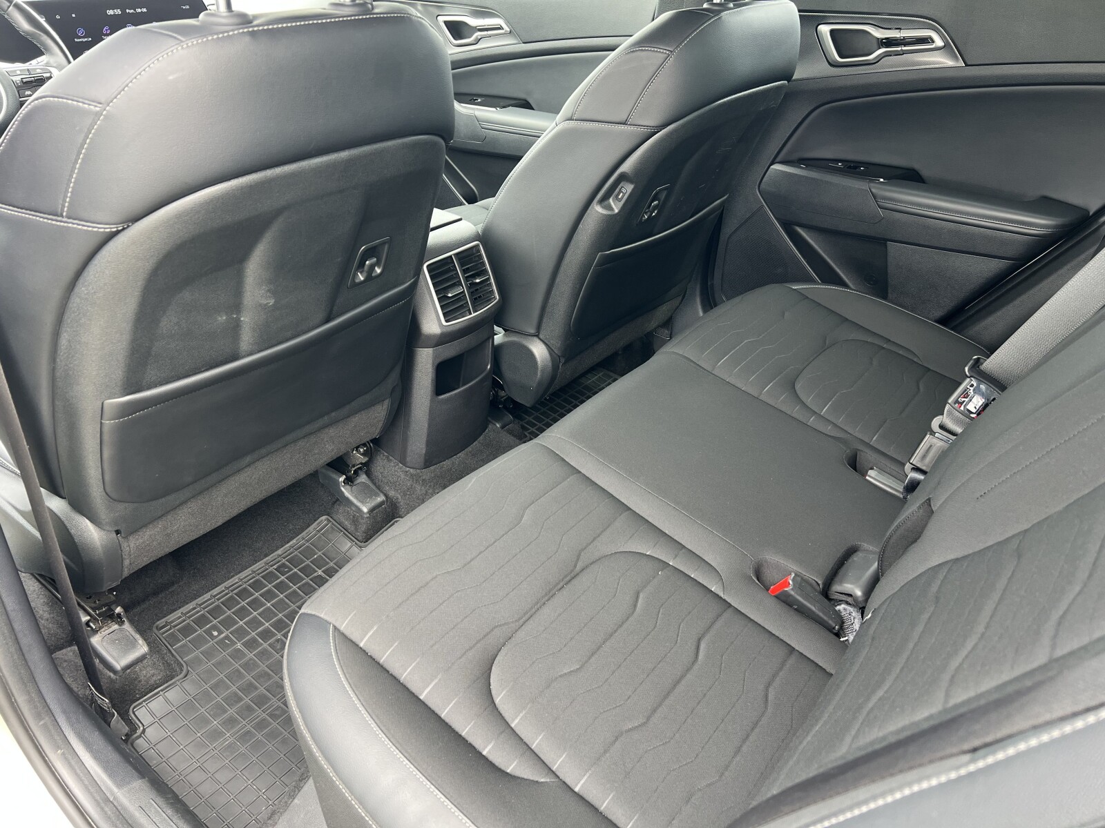 Kia Sportage - zdjęcie 26