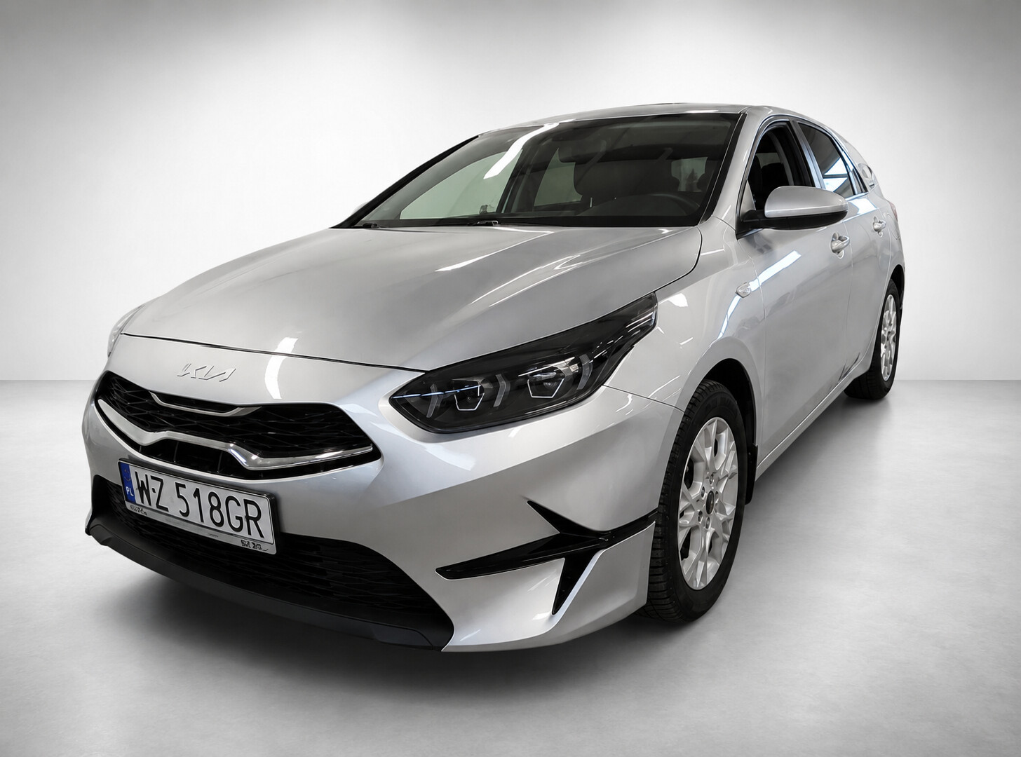 Automat Hatchback Fv23% Kamera