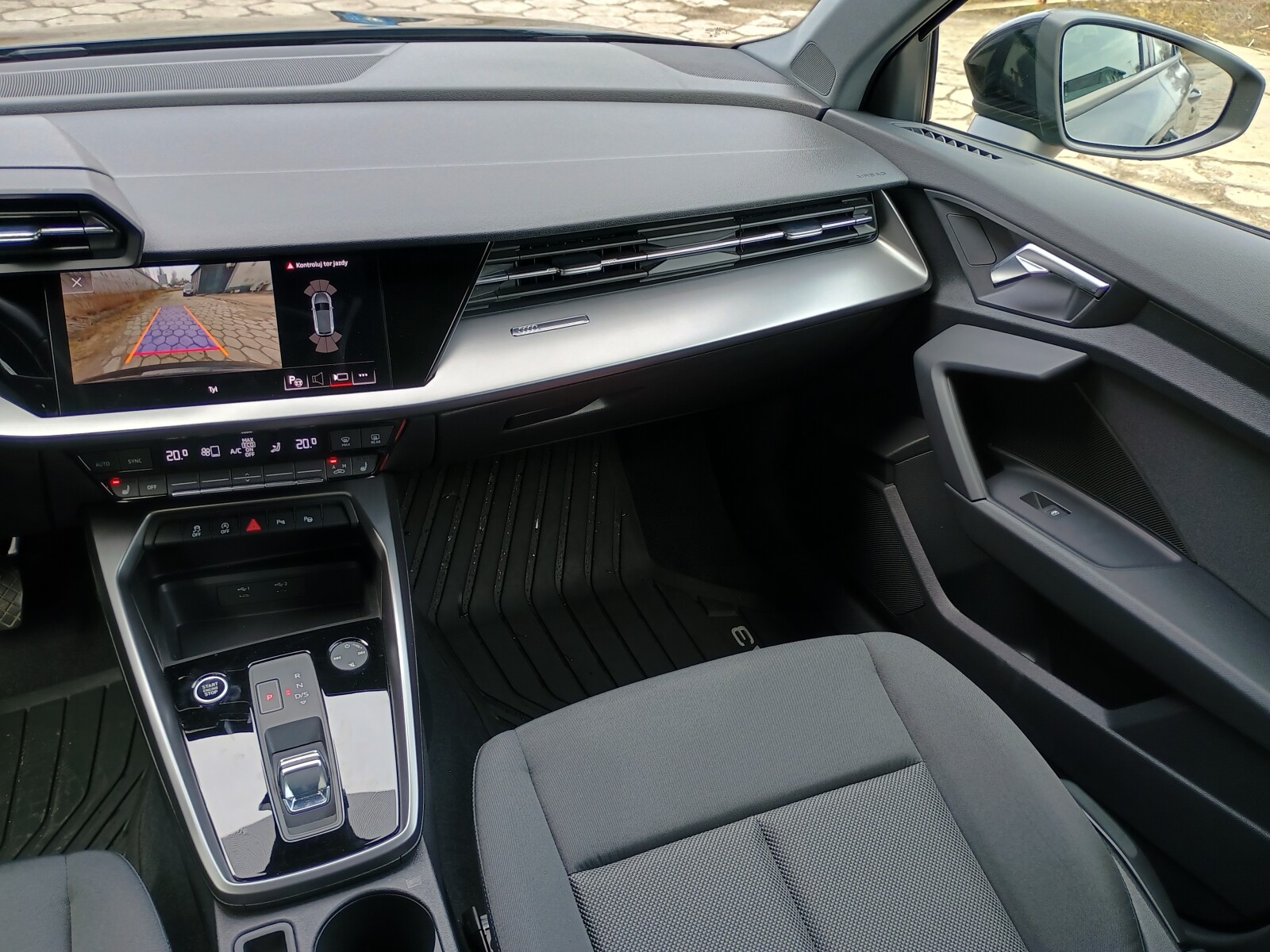 Audi A3 Sportback - zdjęcie 14