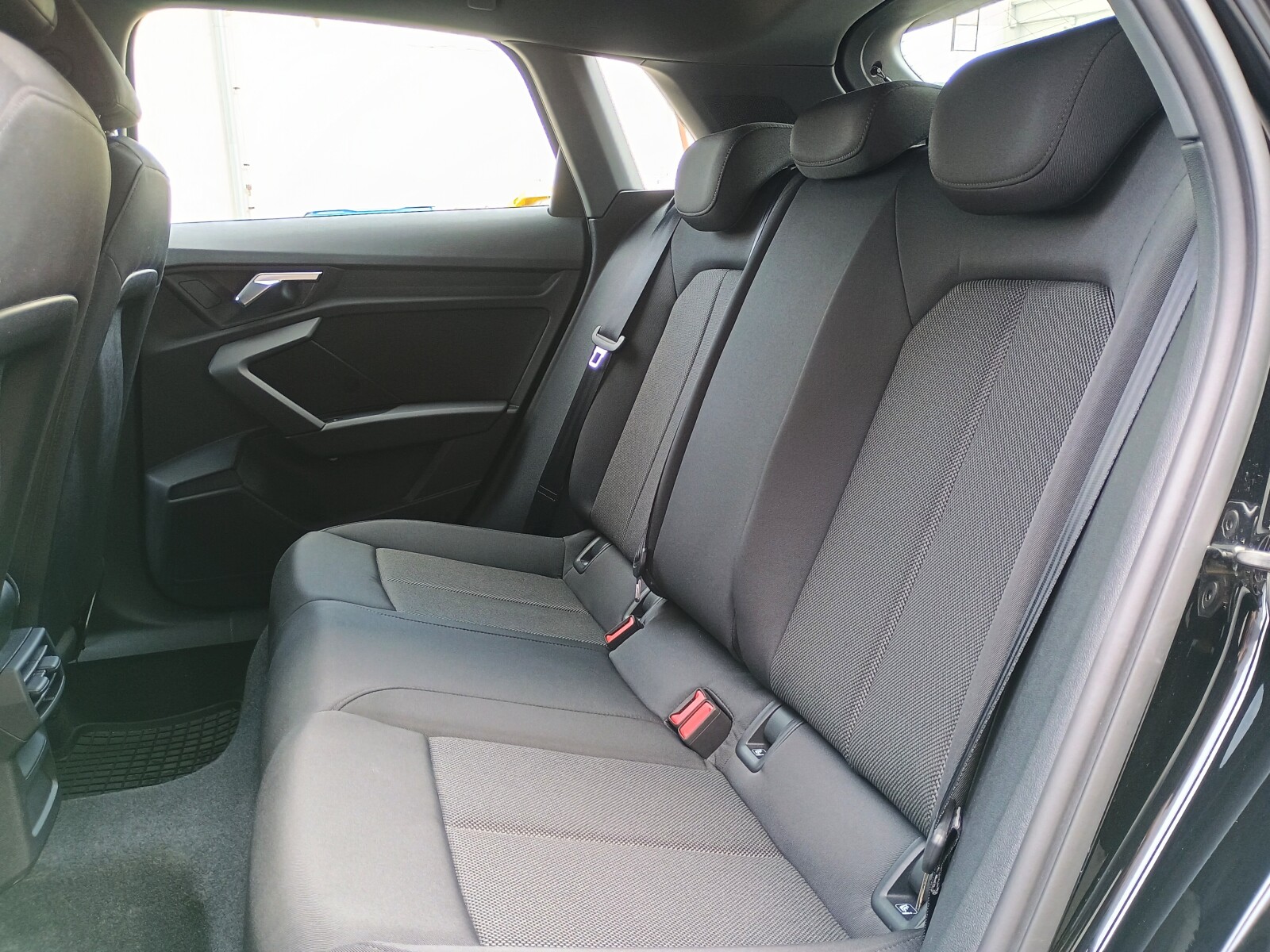 Audi A3 Sportback - zdjęcie 11