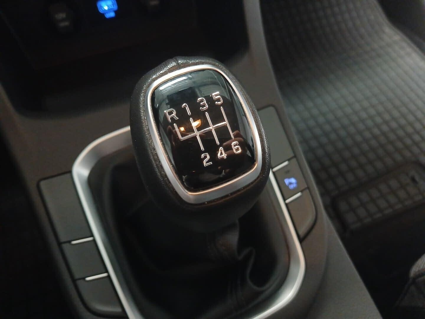 Hyundai i30 - zdjęcie 12