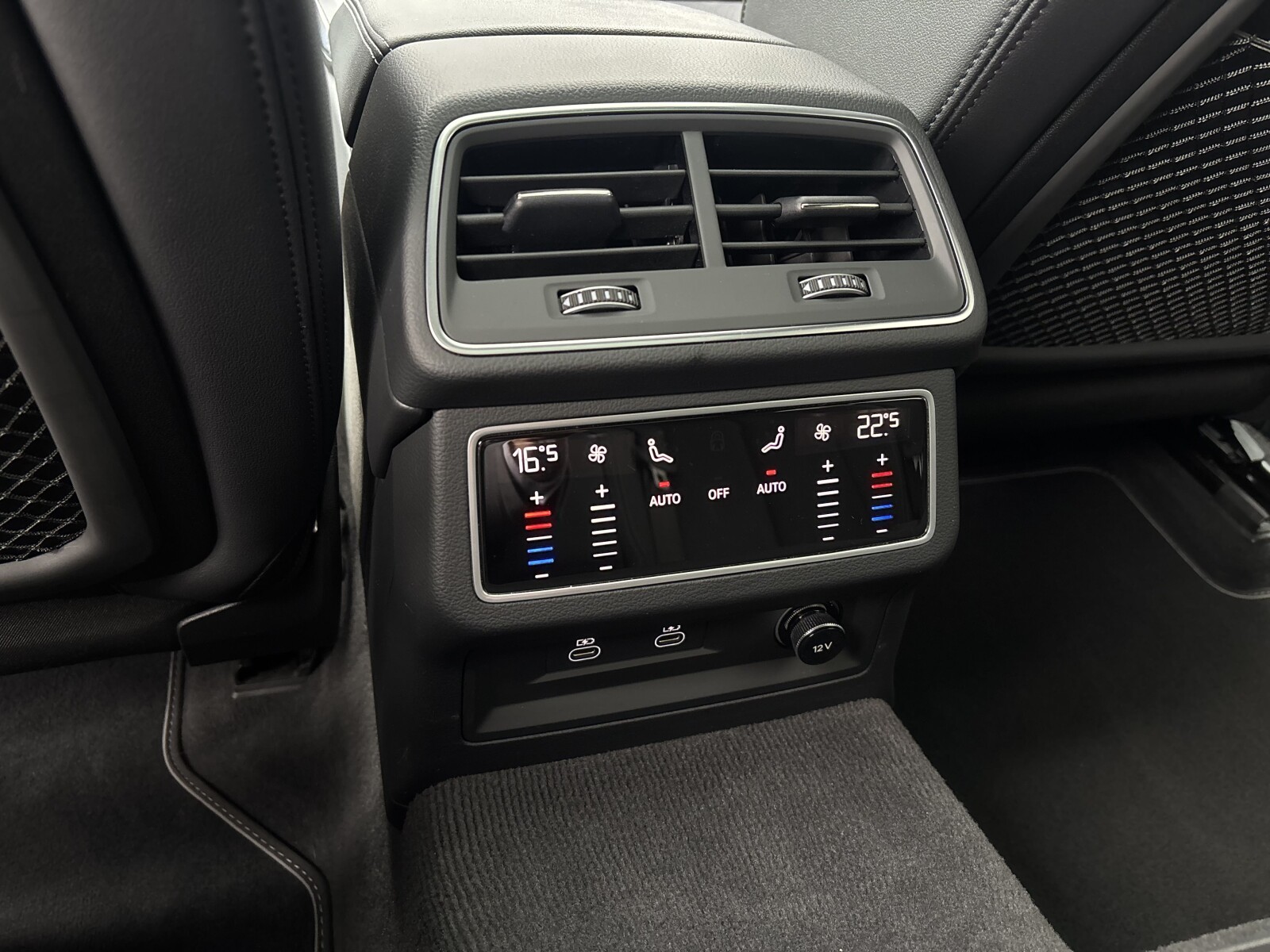 Audi A6 Avant - zdjęcie 28