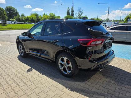 Ford Kuga PHEV ST-Line X 243KM