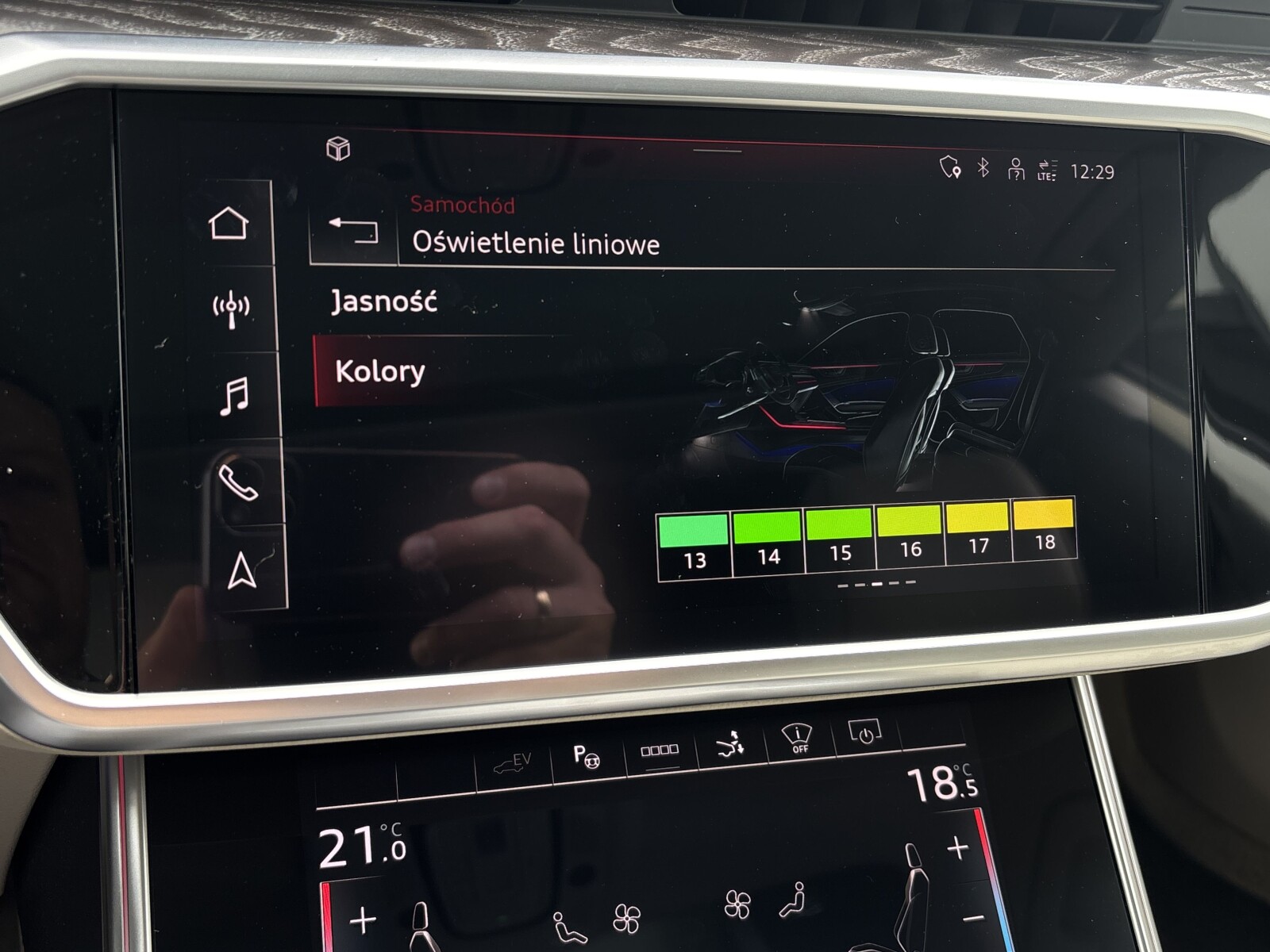 Audi A7 Sportback - zdjęcie 27