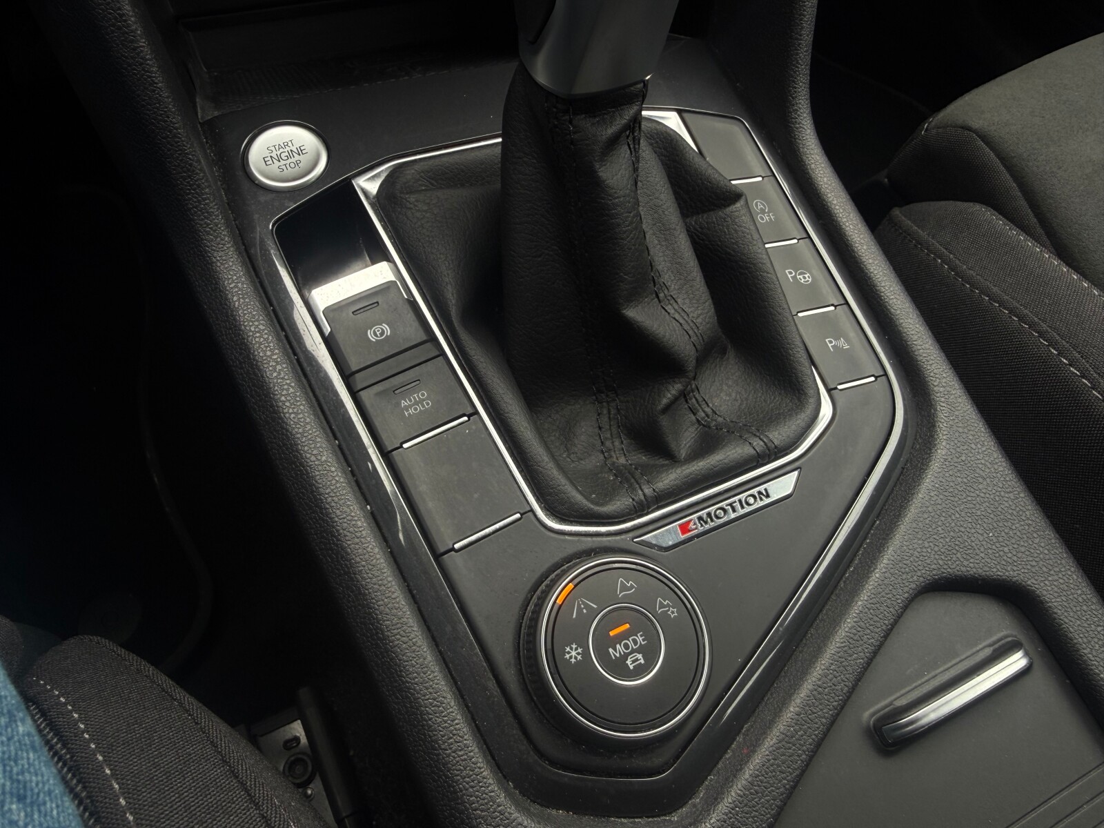 Volkswagen Tiguan Allspace - zdjęcie 26