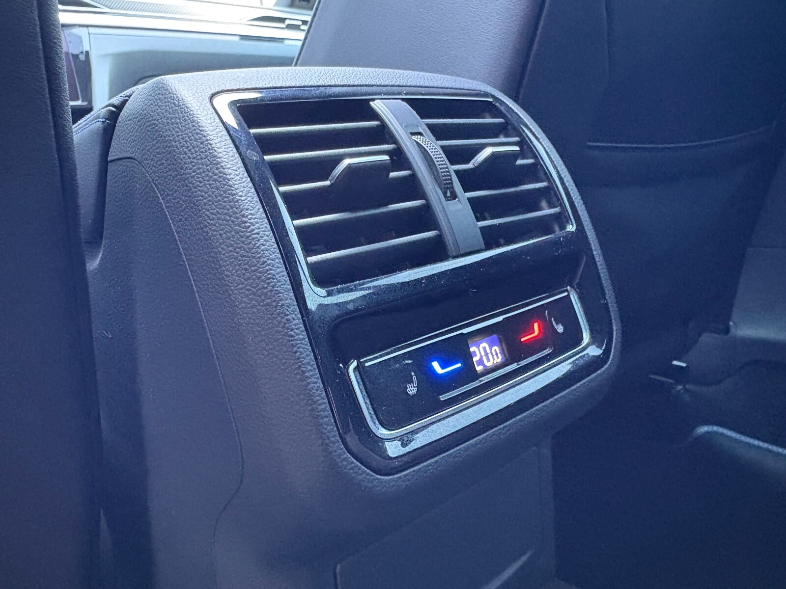 Volkswagen Arteon Shooting Brake - zdjęcie 14