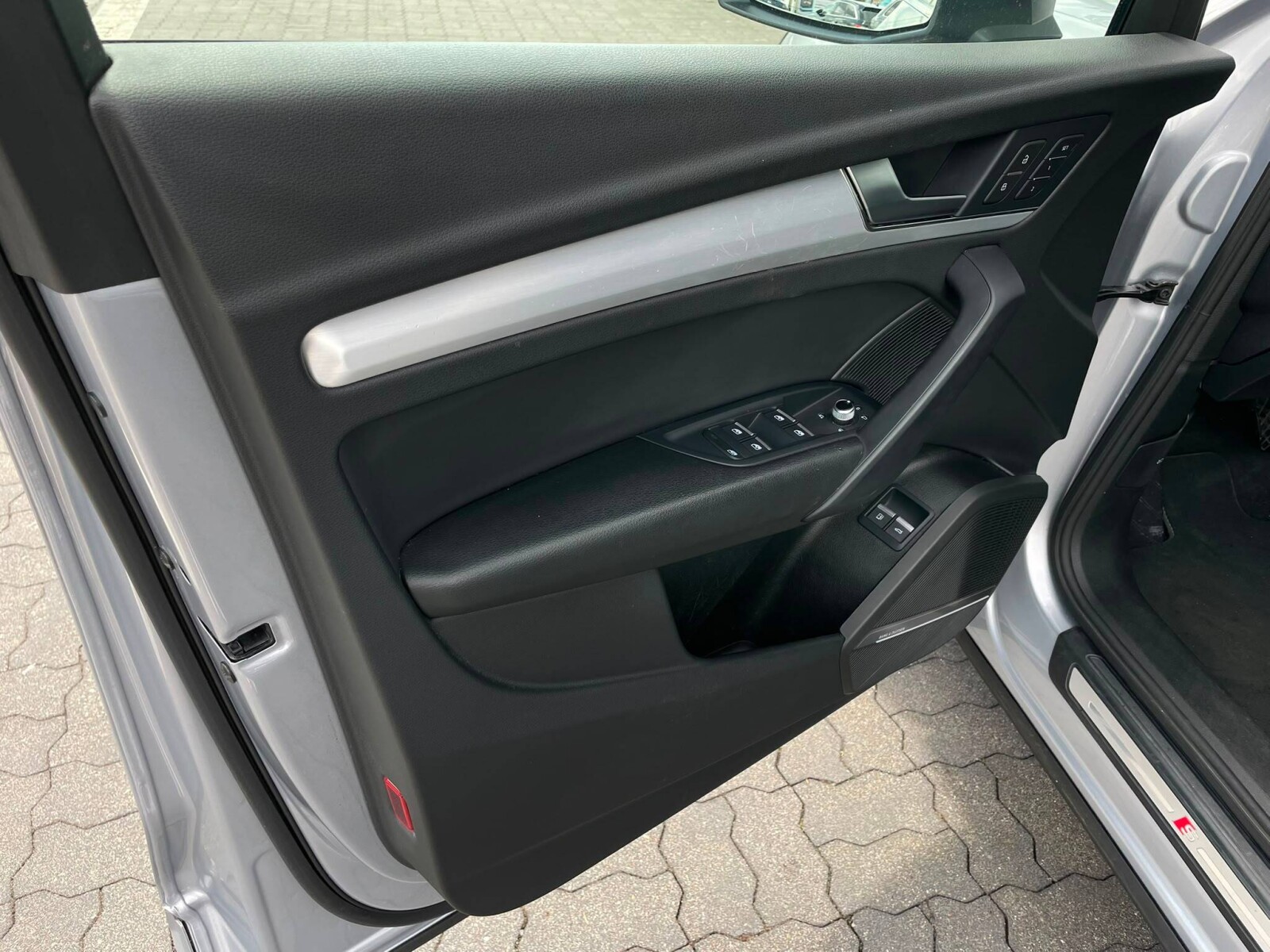 Audi Q5 Sportback - zdjęcie 18