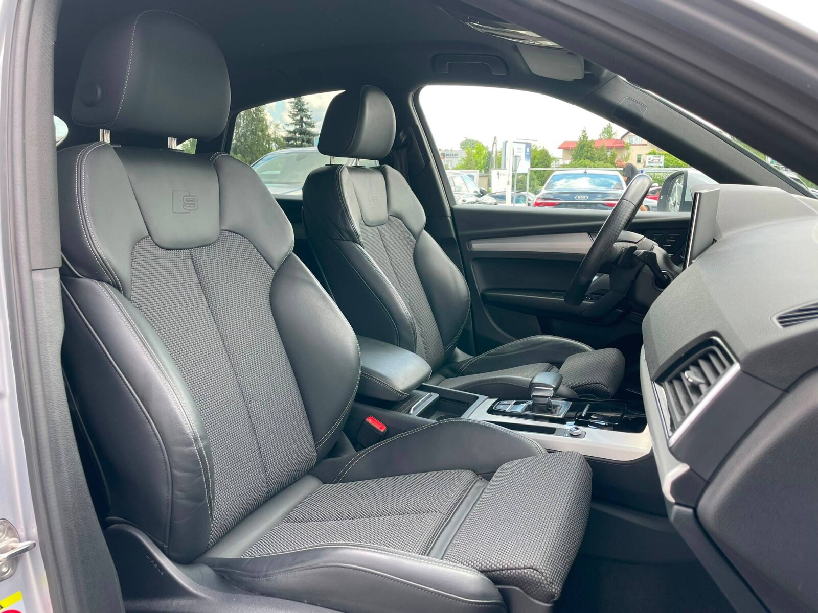 Audi Q5 Sportback - zdjęcie 24